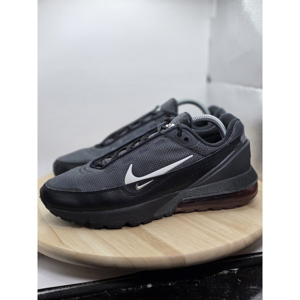Mens Shoes 9 - Nike Air Max Pulse Black Varsity Red Black